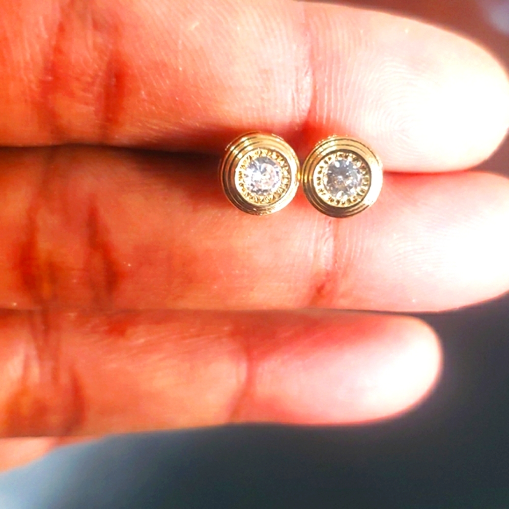 Earings - Picture 5 of 12